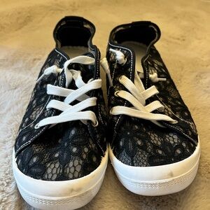 Black Lace Sneakers with White Laces
